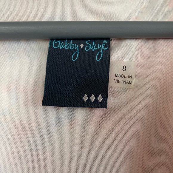 Gabby Skye Floral Paisley Dress, size 8. - Picture 7 of 7